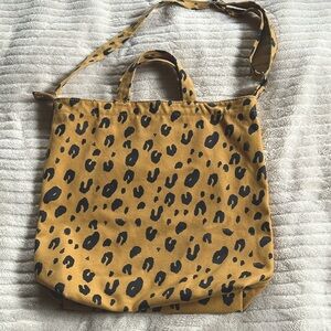 Leopard duck bag Baggu yellow/tan
